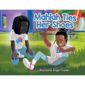 Mahlah Ties Her Shoes